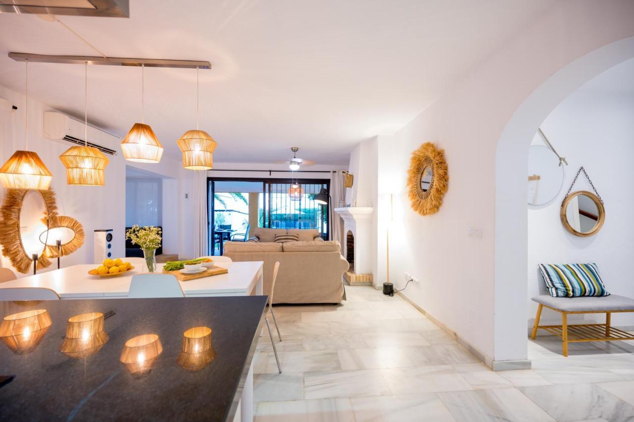 Typical Beach House Las Chapas Playa With Heated Pool Marbella Buitenkant foto