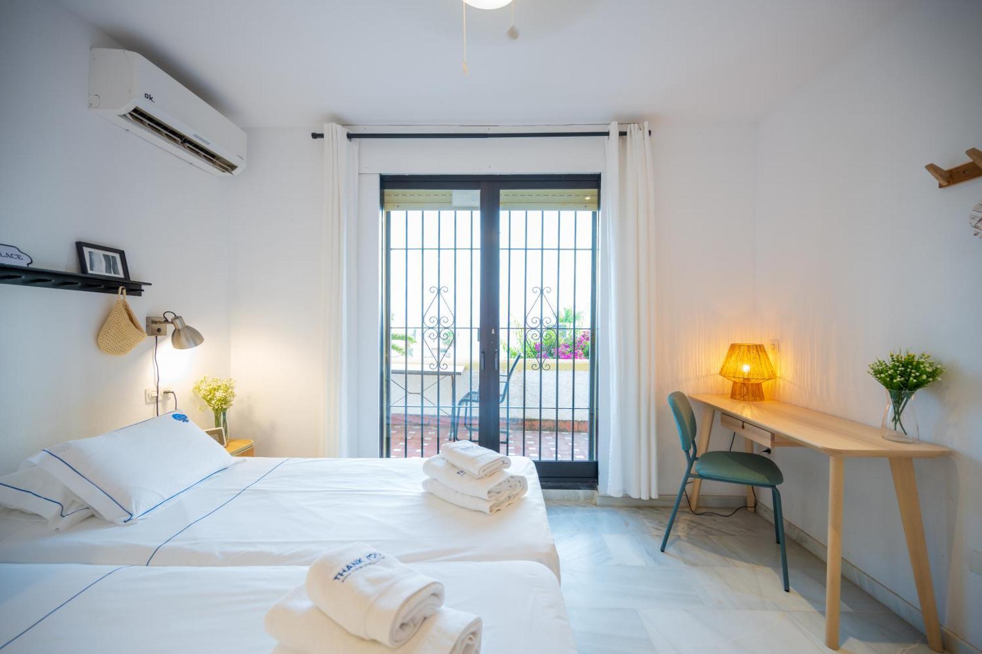Typical Beach House Las Chapas Playa With Heated Pool Marbella Buitenkant foto