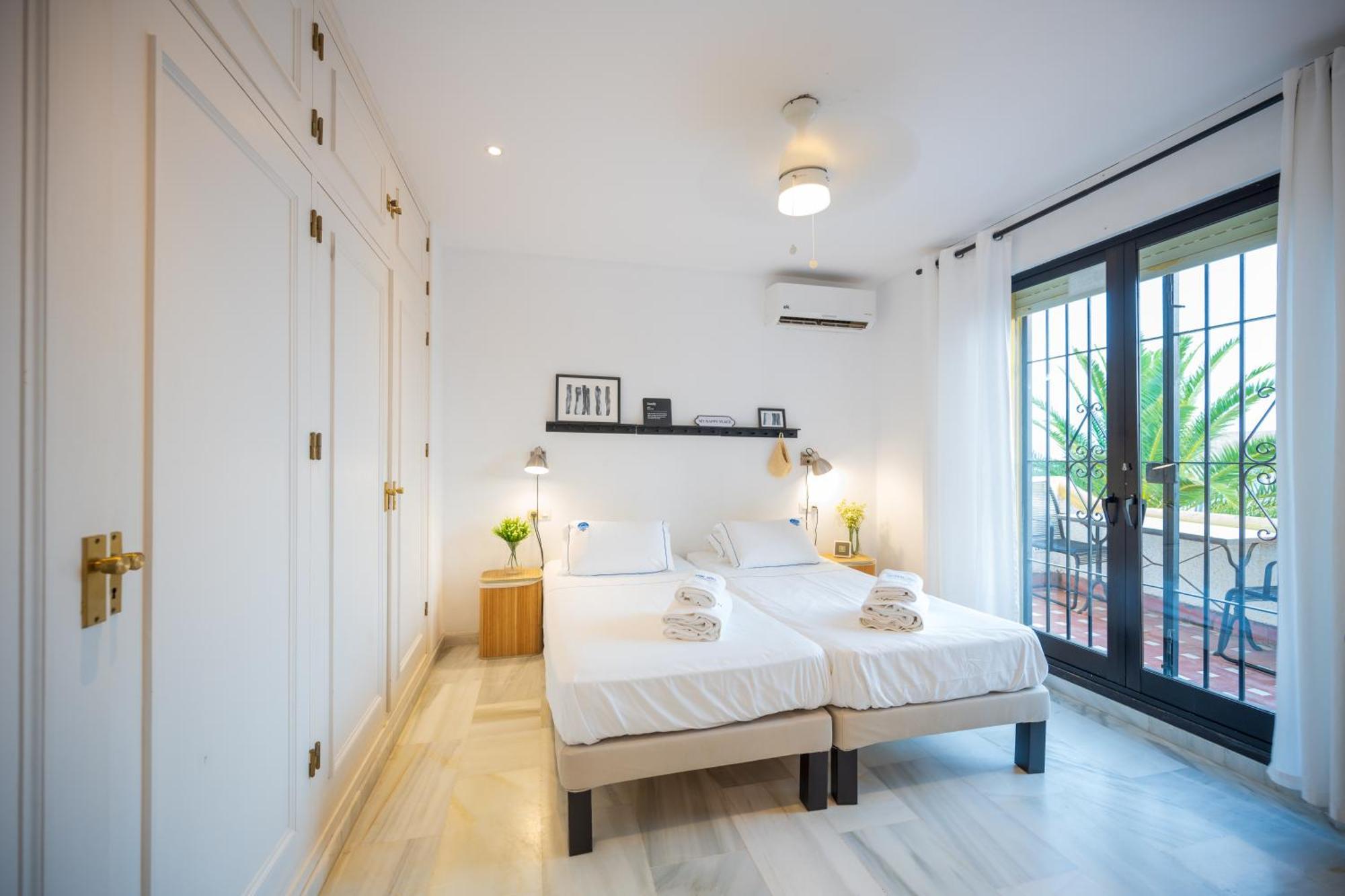 Typical Beach House Las Chapas Playa With Heated Pool Marbella Buitenkant foto