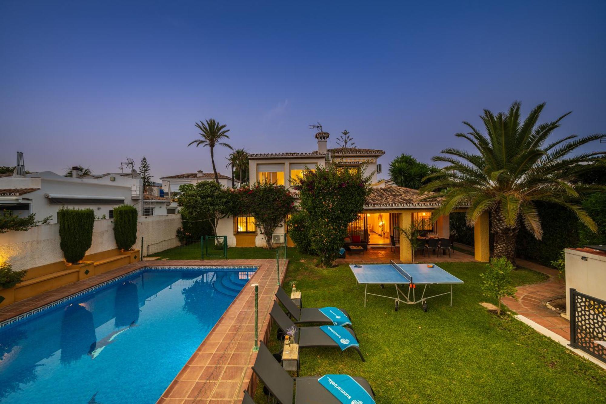 Typical Beach House Las Chapas Playa With Heated Pool Marbella Buitenkant foto