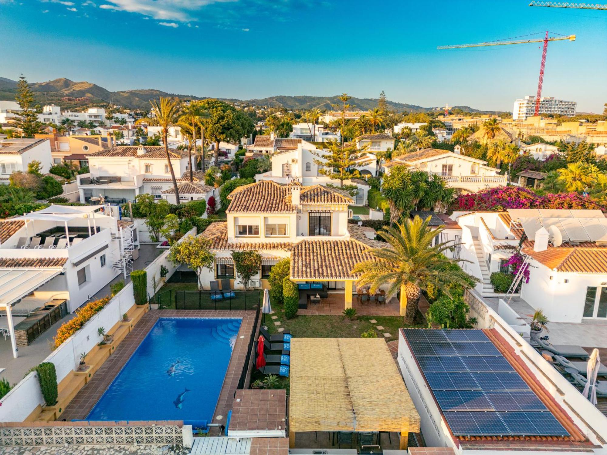 Typical Beach House Las Chapas Playa With Heated Pool Marbella Buitenkant foto
